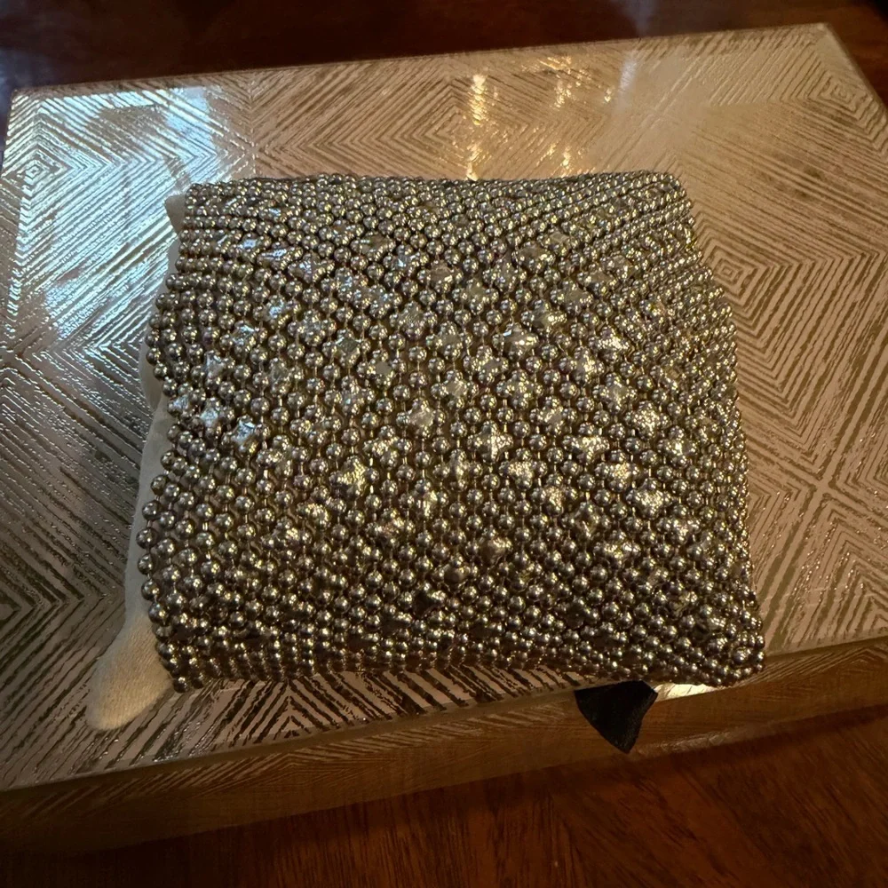 Liquid Metal Elegant Silver Beaded Bracelet - Picture 1 of 10